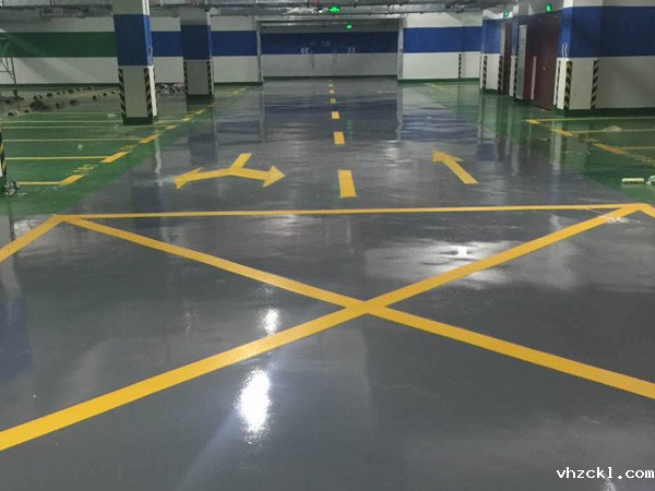 如何避免车库环氧地坪施工后起泡和开裂？
